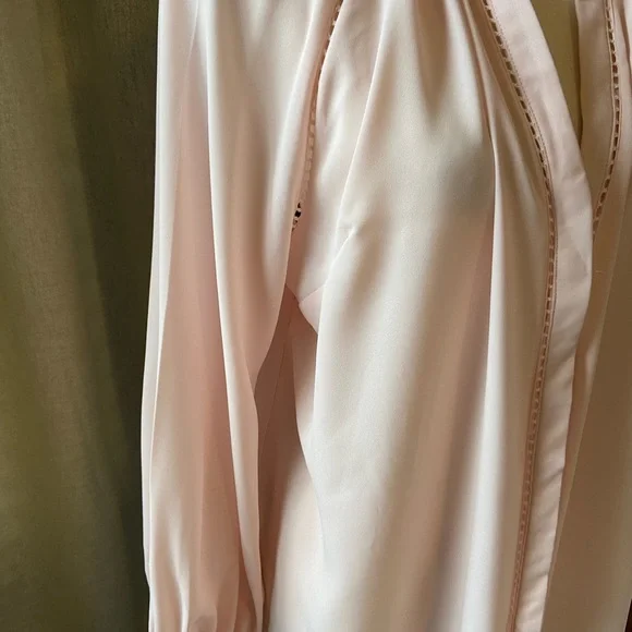 5/$25 Ava & Viv Pale Pink Long Sleeve Blouse - Picture 5 of 11